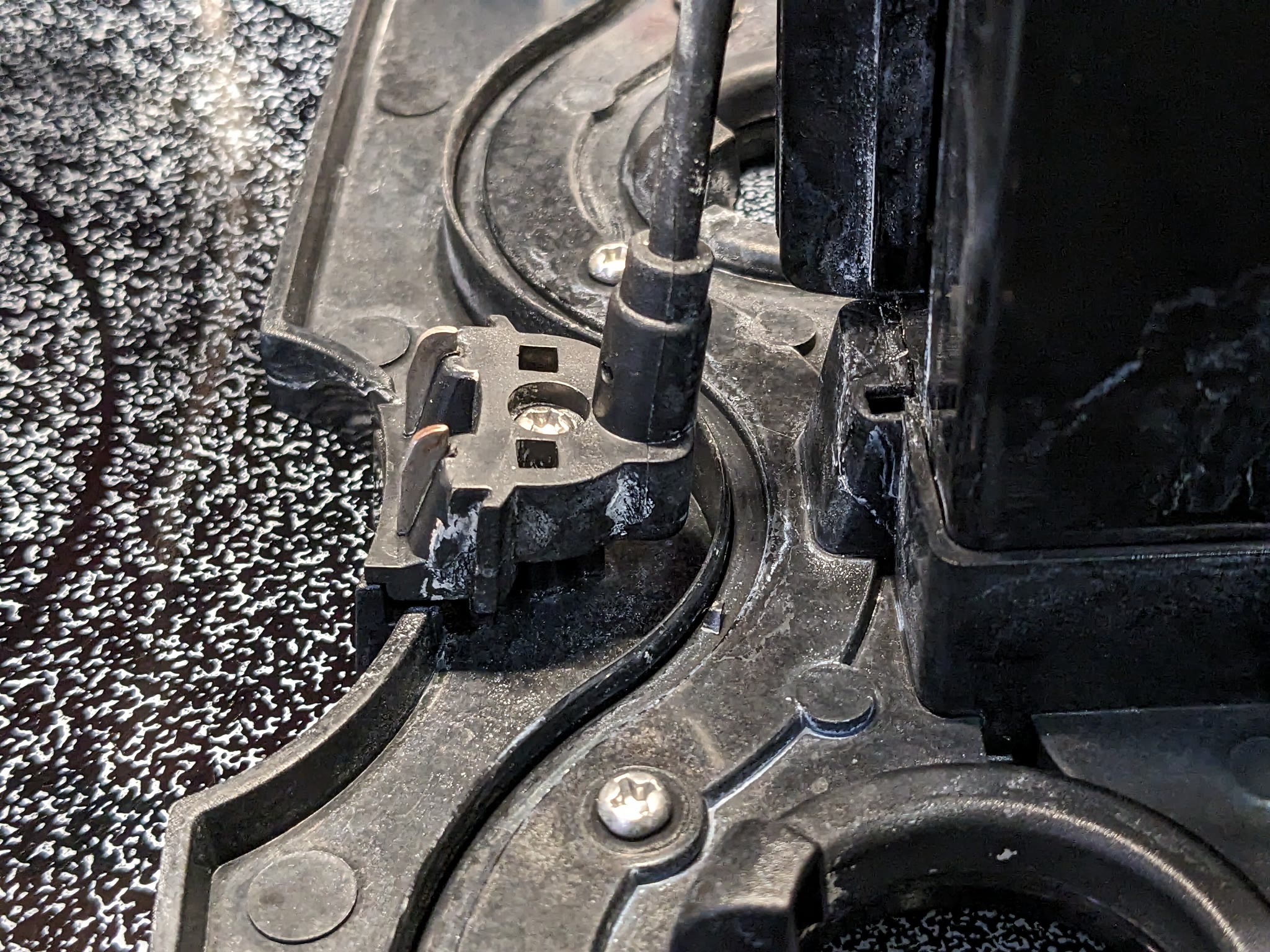 Update #5: Step 9: Putting the pump back in.The cord tucks underneath the pump a bit, then you just wiggle the tube back on…
